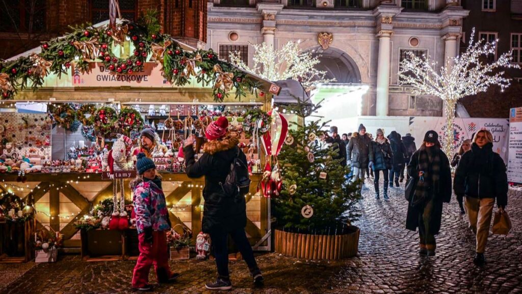 Best Christmas Markets in Europe Gdansk Christmas market