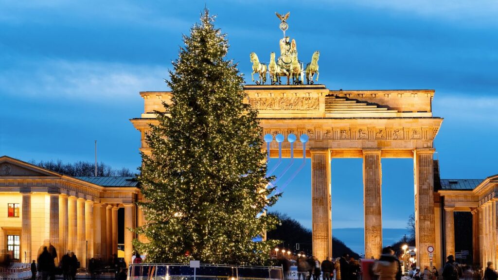 Ubigi blog winter christmas destinations berlin 