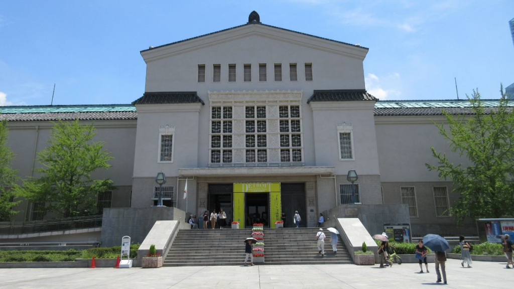大阪市立美術館を探索