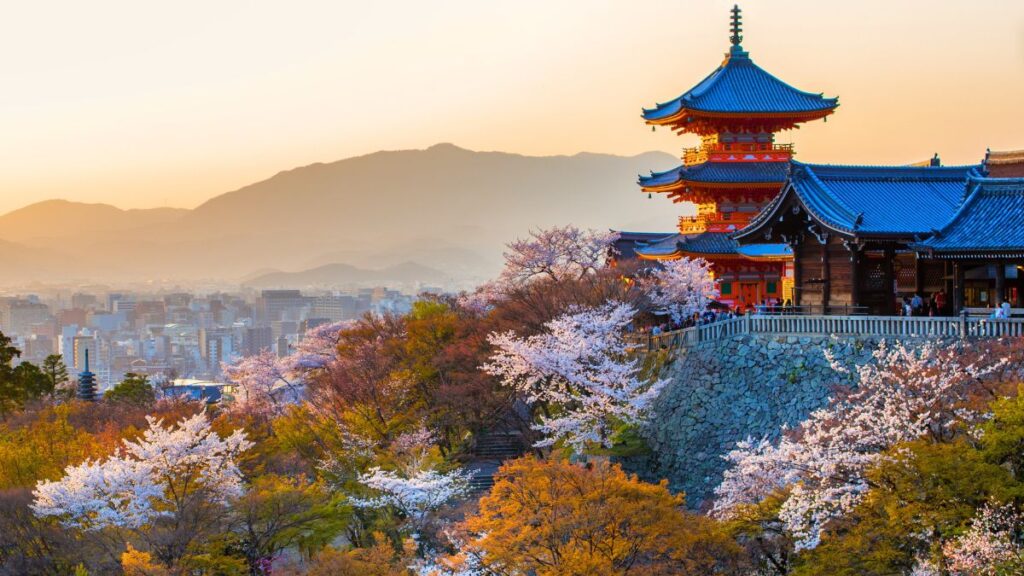 Ubigi Travel Blog Romantic Escapes Valentine Day Asia Kyoto Japan