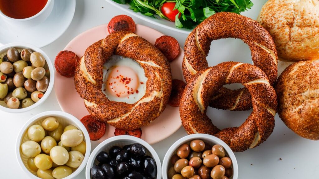 Eat in Istanbul Munch on Simit Sarayi in Istanbul