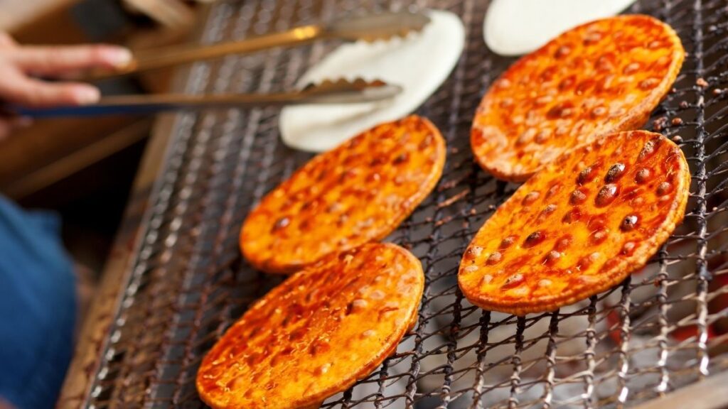 Street style Savoury Senbei Rice Crackers