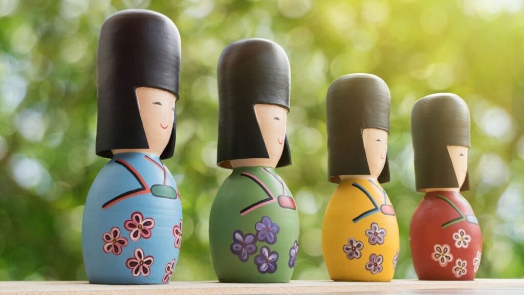 Kokeshi dolls are a perfect embodiment of the charm of Japanese folk art