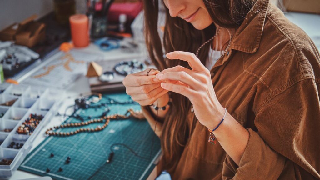 Entdecken Sie handgefertigten Schmuck in London