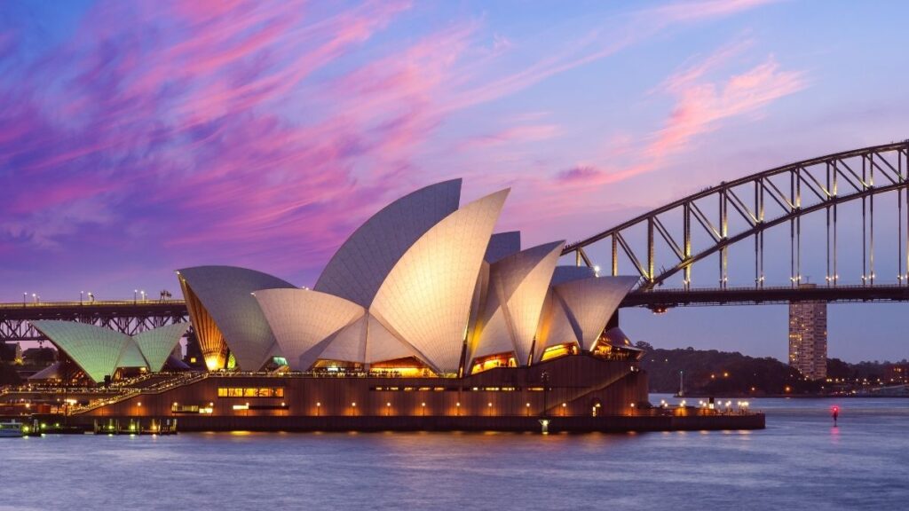 10 Must-Have Apps for Your Trip to Australia