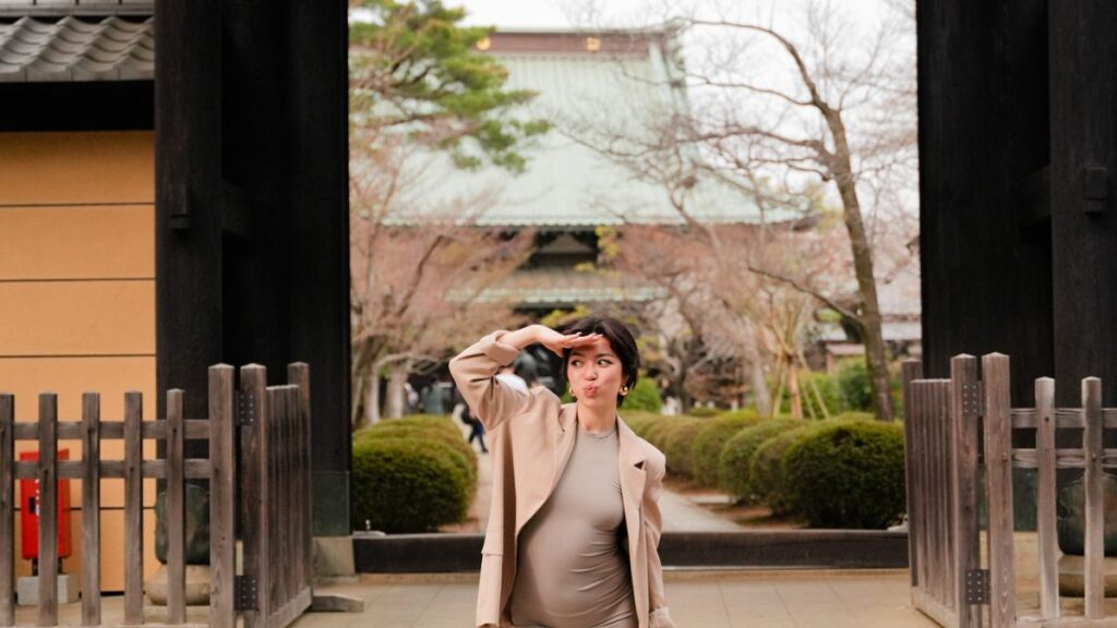 My 10 favorite places in Tokyo by Annatituude - Annabelle Mullier portrait