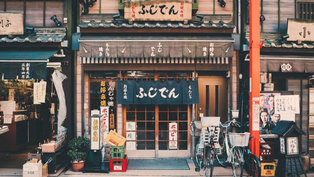 Use the restaurant apps mentioned in the article to find hidden gems in Japan