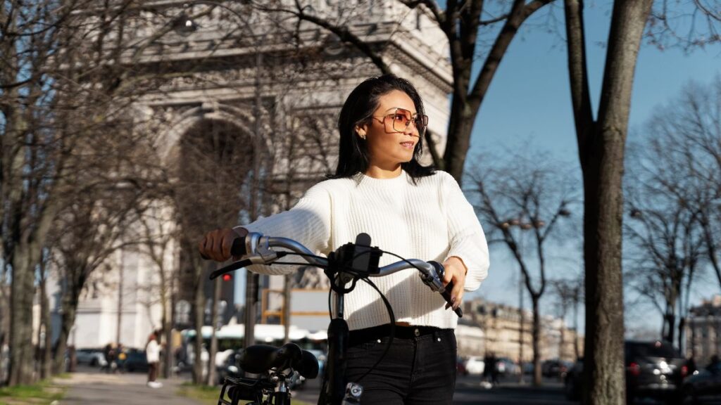 What are essential French travel phrases? - Navigate your way through France by learning basic phrases