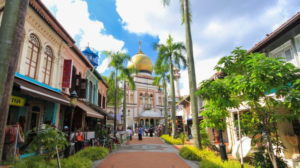 Kampong Glam is the artistic face of Singapore and a great place to stay
