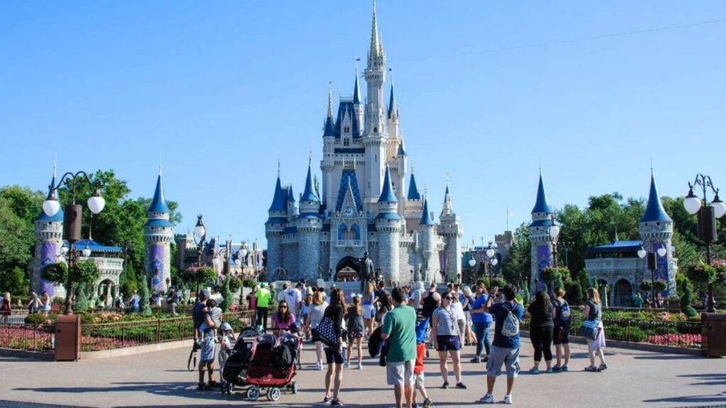 Wear comfortable shoes as you will be walking a lot in Disneyland