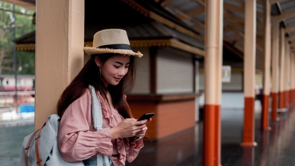 パリからマドリードへの列車の旅をシームレスにする10の秘訣 / 出発前にエンターテイメントをダウンロードする