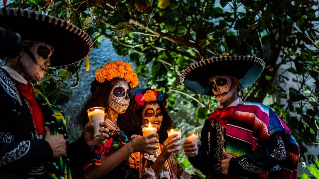 1. When is Día de los Muertos?