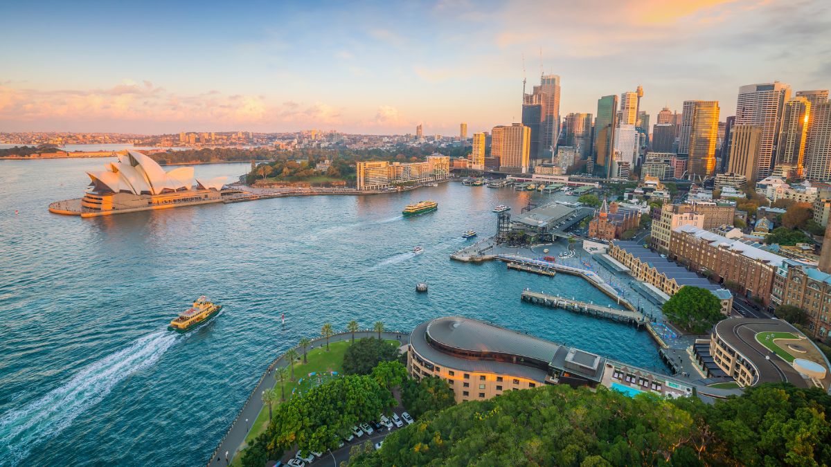 Ubigi travel blog Australia Travel Planning with Jade from Pekin Express Sydney