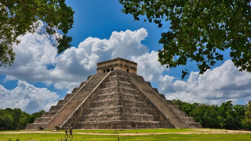 Get your ticket to visit Chichen Itza with Ubigi eSIM