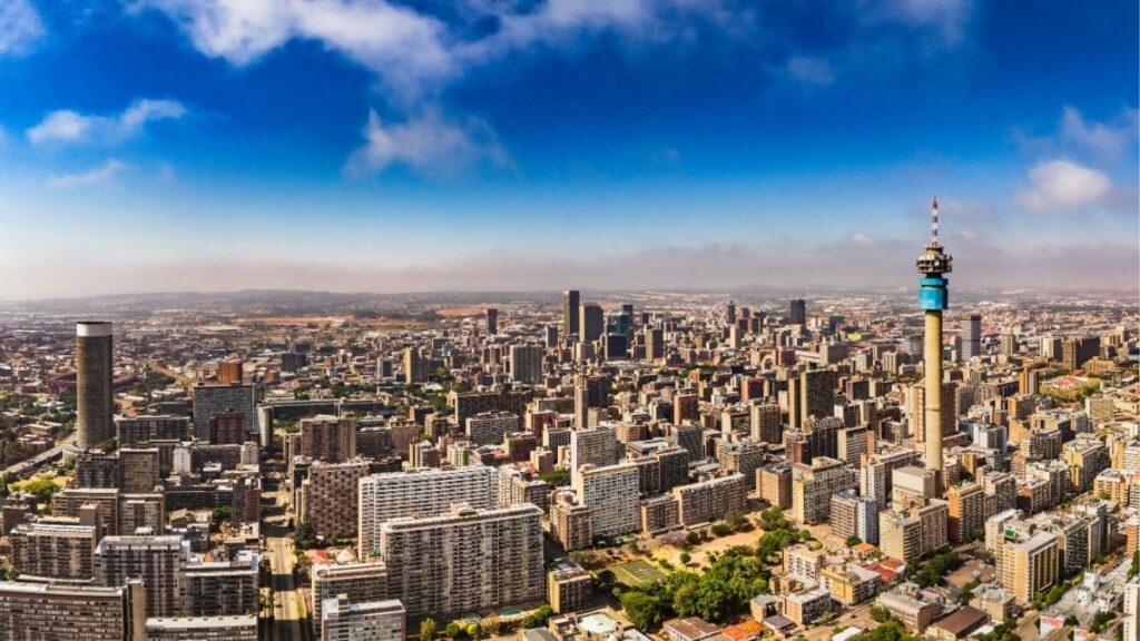 Discover Johannesburg and its affordable hotels with Ubigi data plans