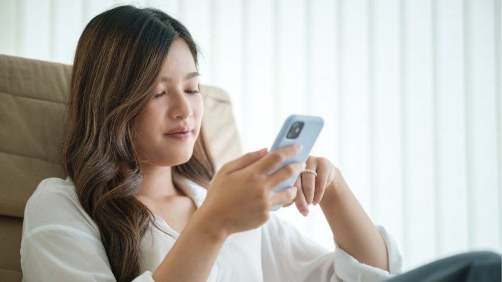 Choose Ubigi eSIM to stay connected in the USA