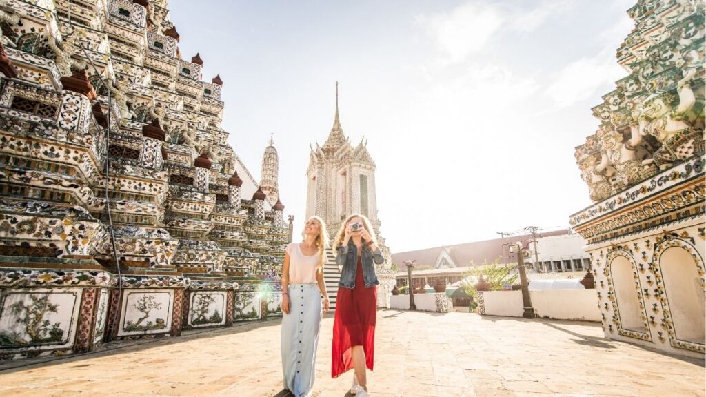 Stay informed on the best tips to discover Thailand with Ubigi eSIM data plans