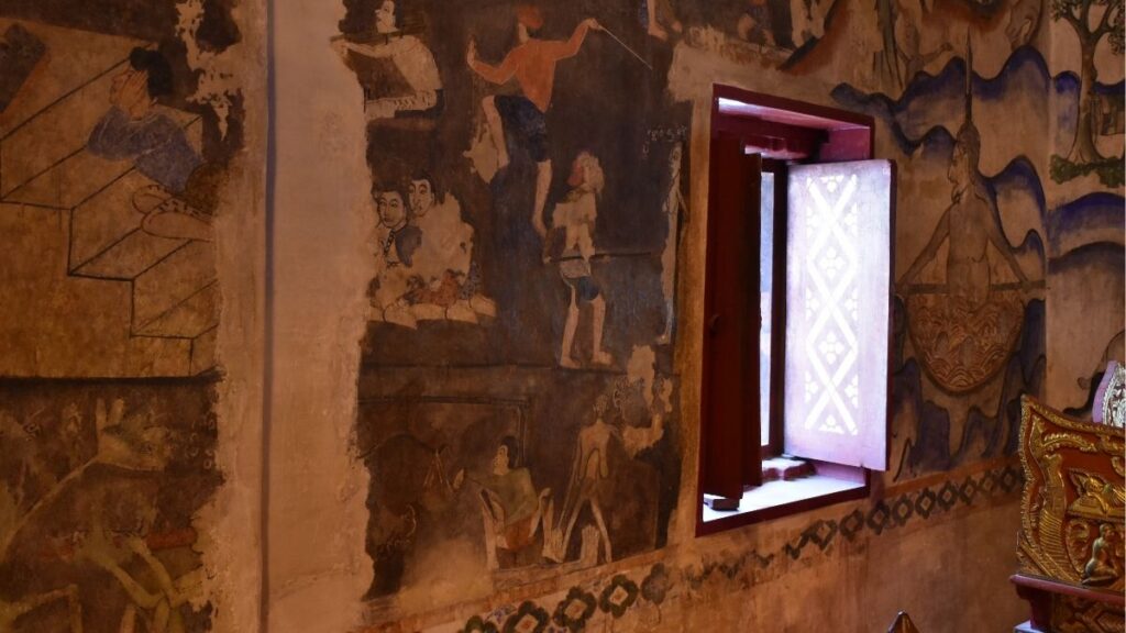 Explore temples in Thailand with Ubigi eSIM data plans