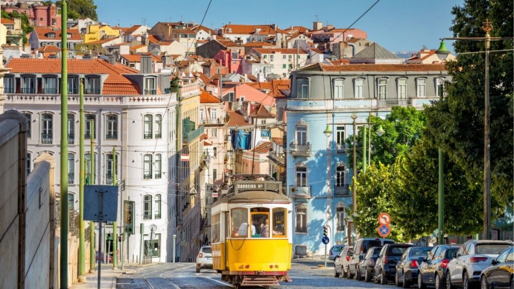 10 escapadas asequibles para parejas - Lisboa, Portugal