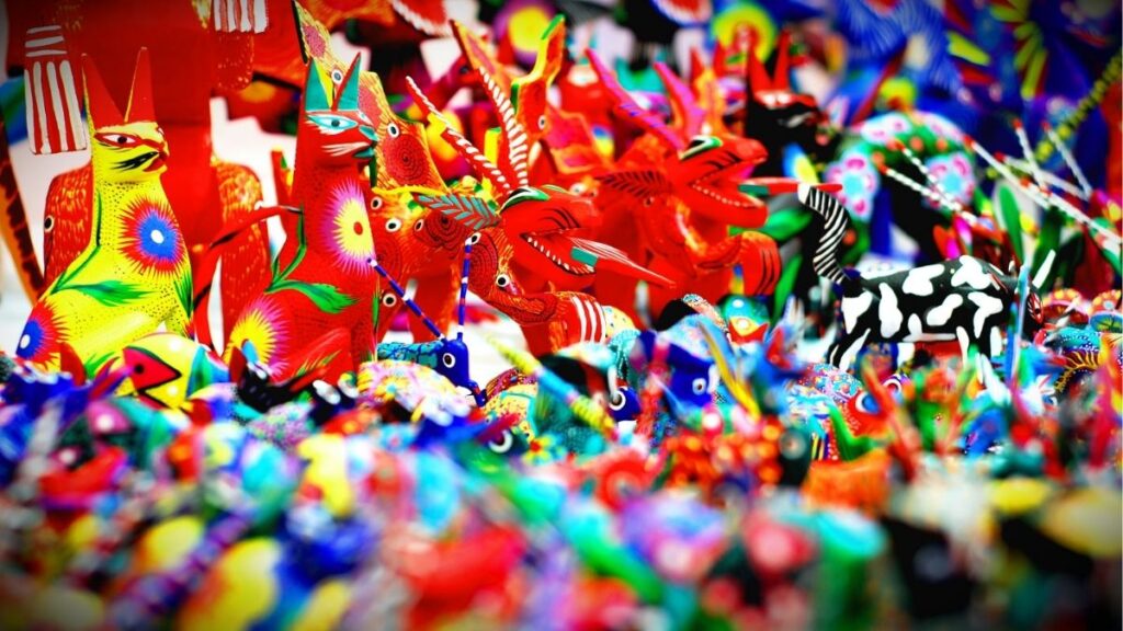 10 souvenirs to bring back from Mexico DF - Alebrijes