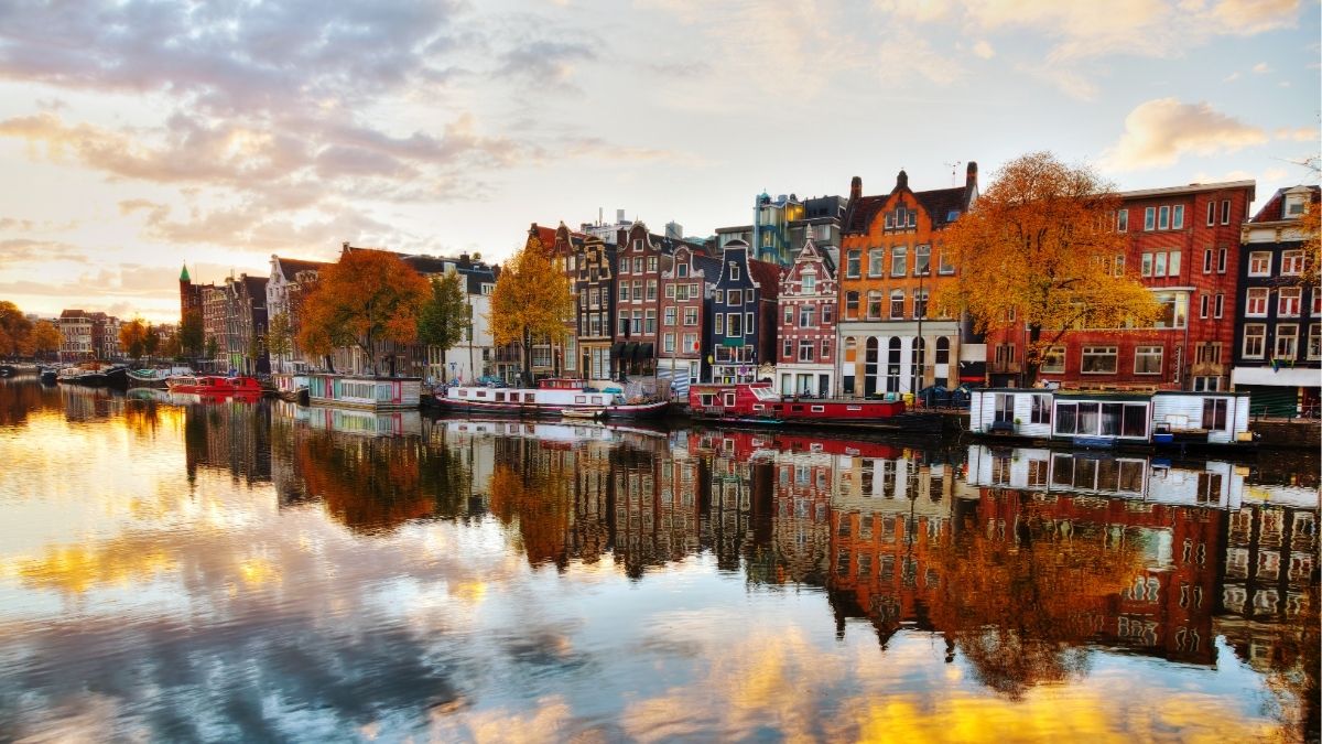 Ubigi Travel blog: Amsterdam March Temperature
