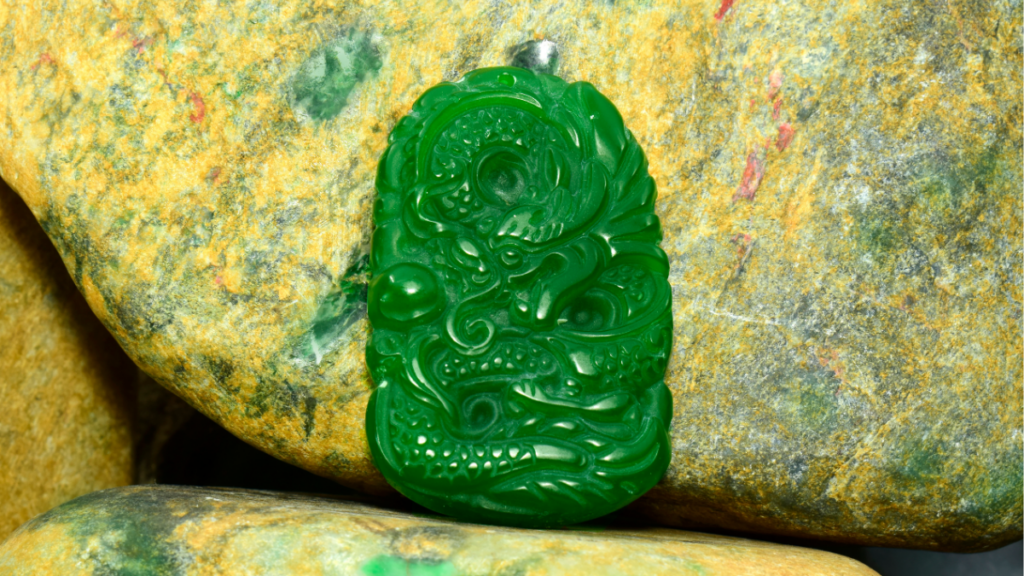 Découvrez des bijoutiers experts pour ramener du jade de Chine avec les forfaits Ubigi eSIM