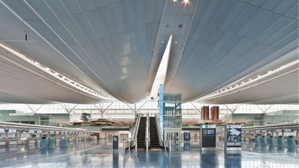 ハワイ - 日本 飛行時間 : 空港と航空会社の選択