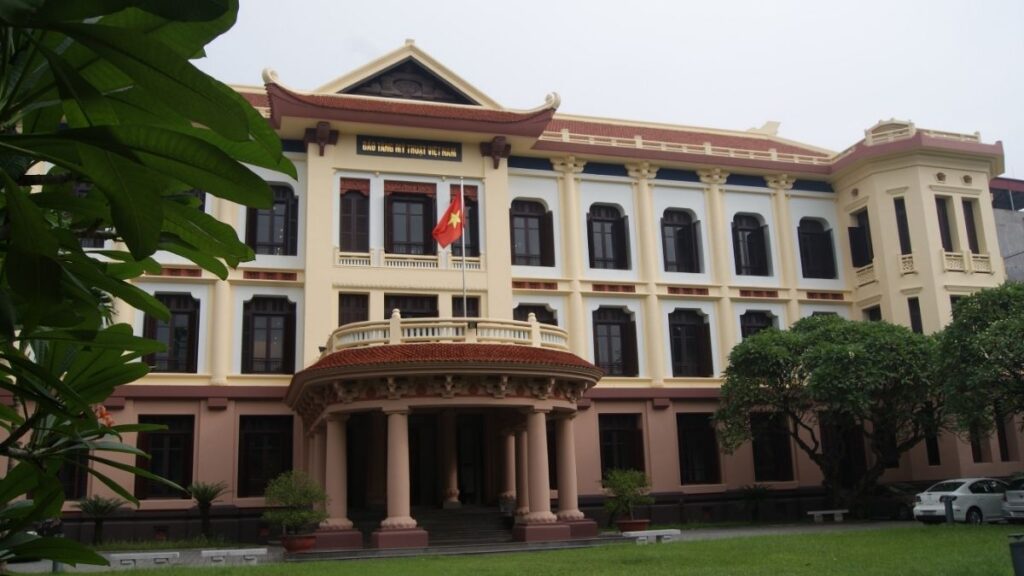 Consiga sus entradas para el Museo de Bellas Artes de Vietnam con antelación gracias a la conectividad Ubigi eSIM