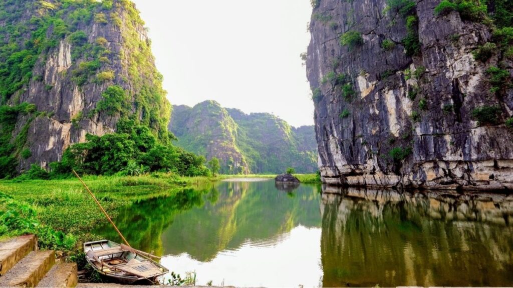 Descubra Ninh Binh y la bahía de Ha Long para conocer otra faceta de Vietnam