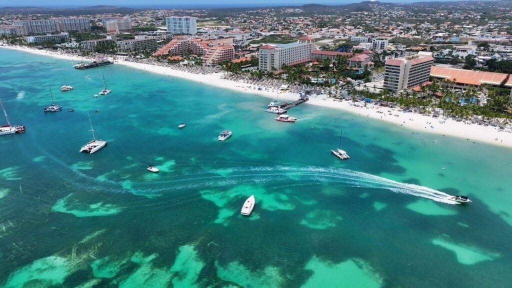 Best Time to Visit Aruba - High Season from December to April
