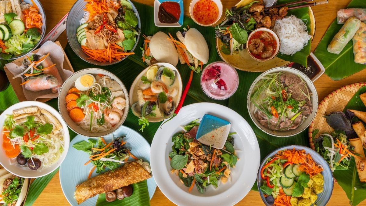 Ubigi Travel blog: Must-Try Vietnamese Dishes
