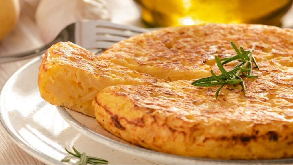 Top Traditional Spanish Dishes to Experience - Tortilla