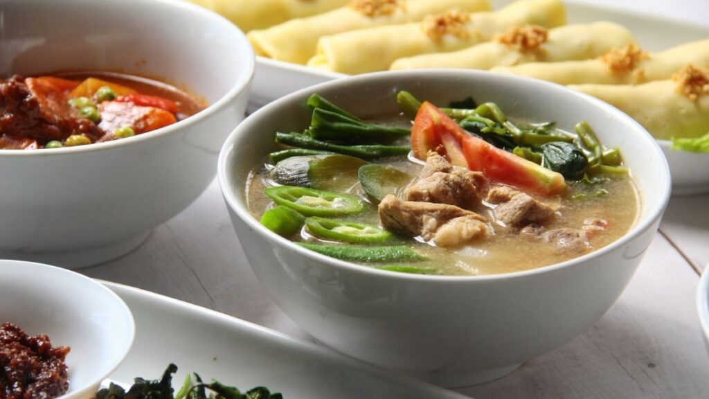Piatti tradizionali filippini da provare - Sinigang