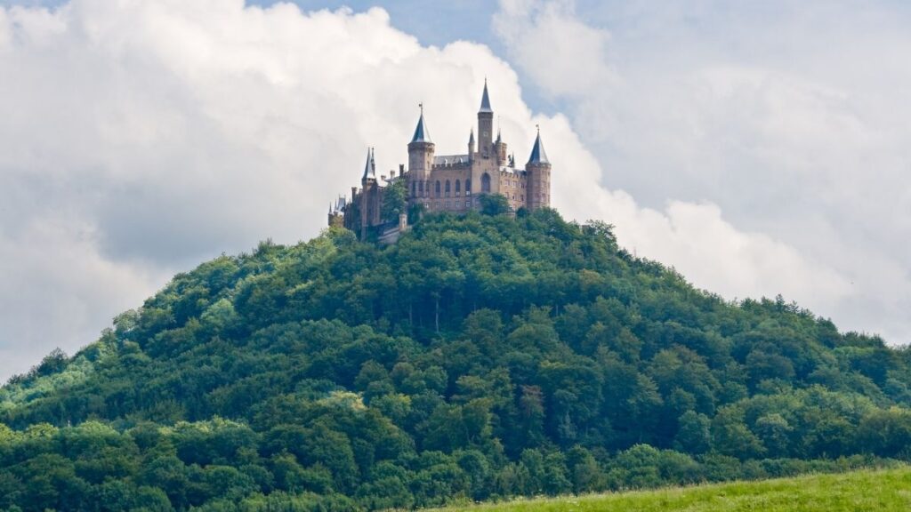 Discover beautiful places such as the Black Forest and Mittenwald