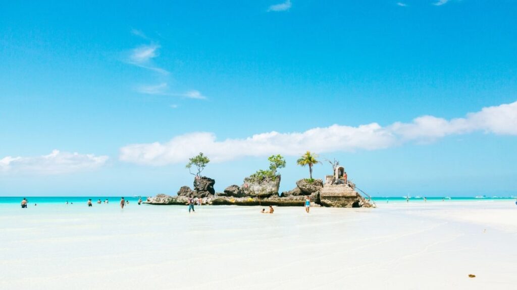 Ultimate Travel Itinerary to the Philippines - Boracay