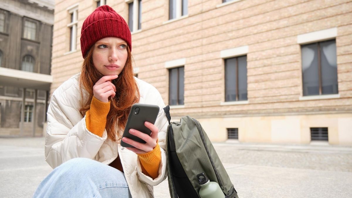 Ubigi Travel blog: What is data roaming?