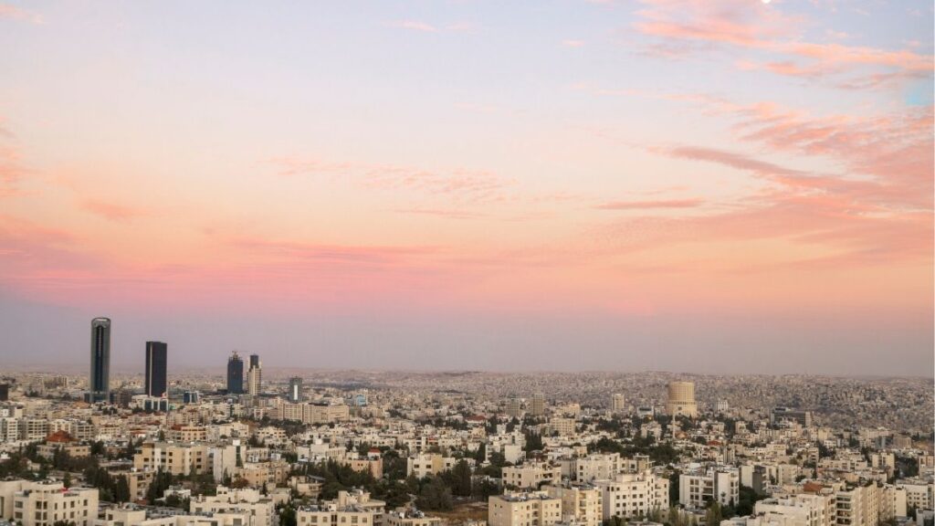 Stay in Amman downtown to enjoy your trip