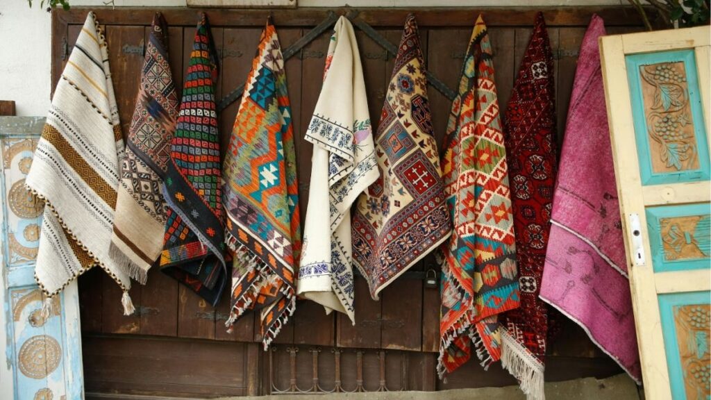 10 Souvenirs to bring back from Istanbul - Carpets and Kilims