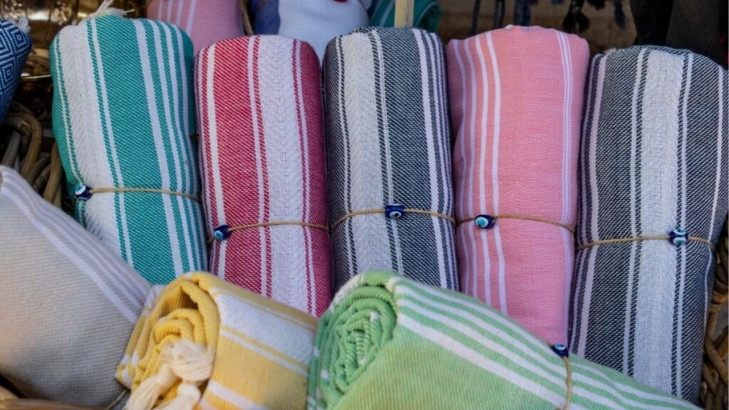 10 Souvenirs to bring back from Istanbul - Peshtemal, the Turkish towel