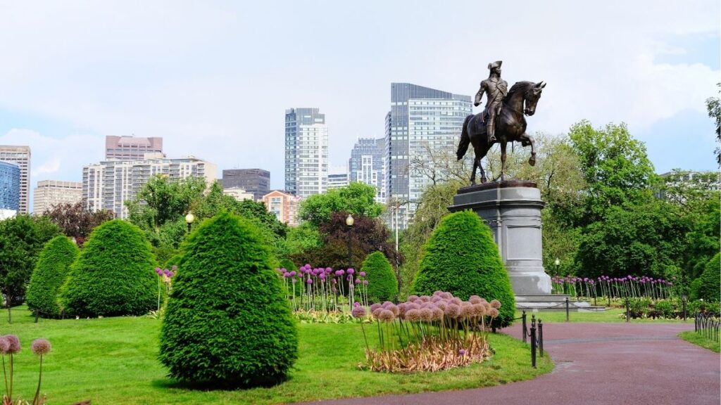 Must-See Things to Do in Boston - Stadium and public gardens