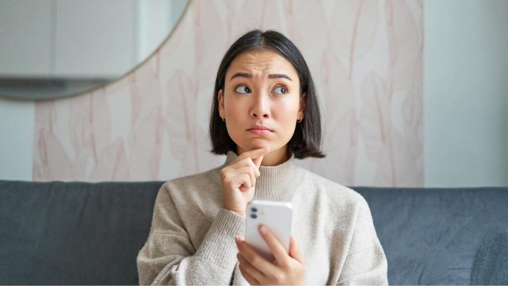 旅行者向けeSIM月額データプランのメリット - eSIMとは？