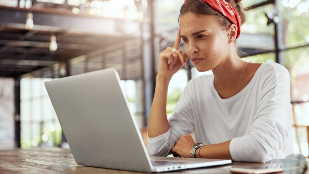 Troubleshooting common connectivity issues for digital nomads