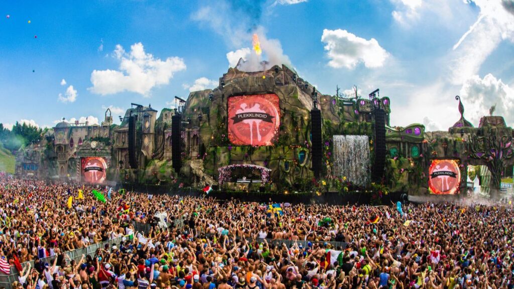When and Where does Tomorroxland take place?