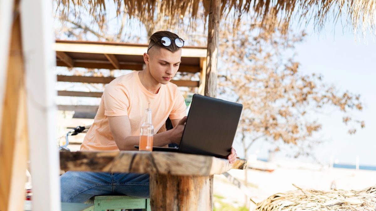 Ubigi Travel blog - Digital nomad visa countries: the complete guide