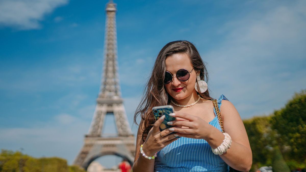Ubigi Travel blog: Mobile Data Tips for a Smooth Trip Across France