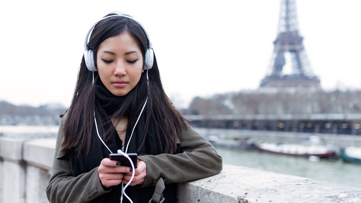 フランスを快適に旅するためのモバイルデータ活用のヒント