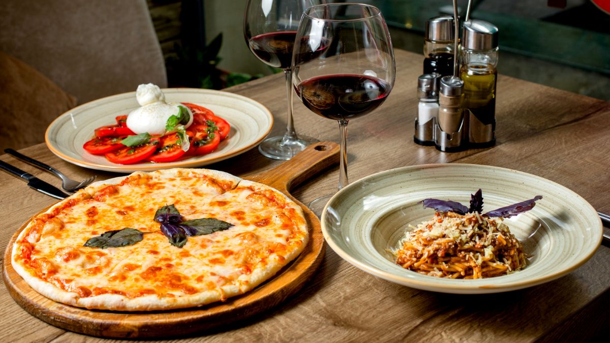 Ubigi Travel blog- Best Italian Food by City: Popular Dishes & Recipes to Try
