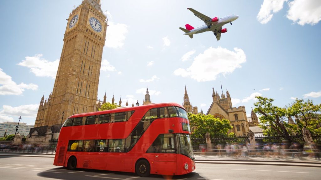 Cheapest Times to Explore London - Budget Transport