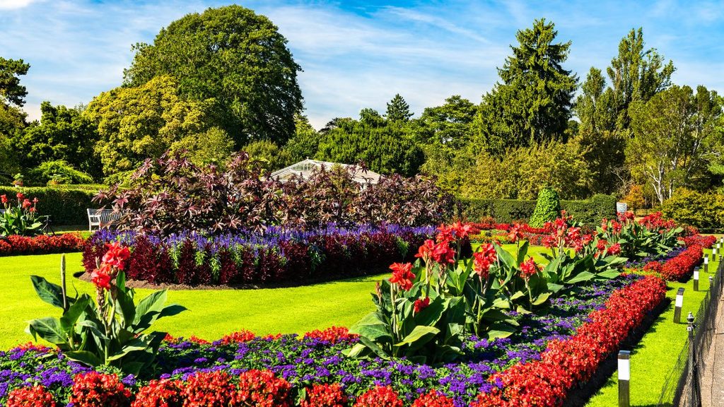 Best Times to Visit London - Spring Bloom