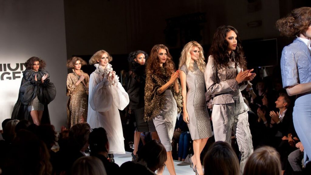 LFW グ ローバル・ランウェイ・インフルエンス